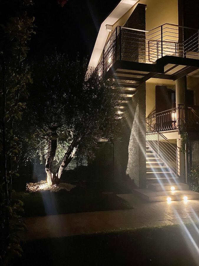 דסנזאנו דל גארדה Villa Elena מראה חיצוני תמונה