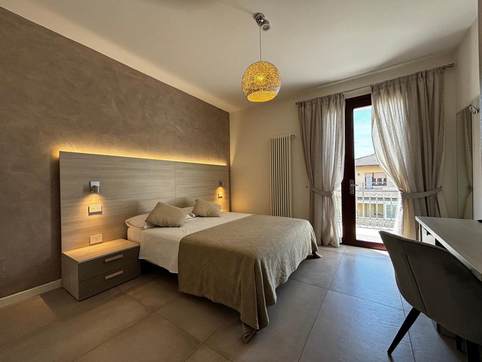 דסנזאנו דל גארדה Villa Elena מראה חיצוני תמונה